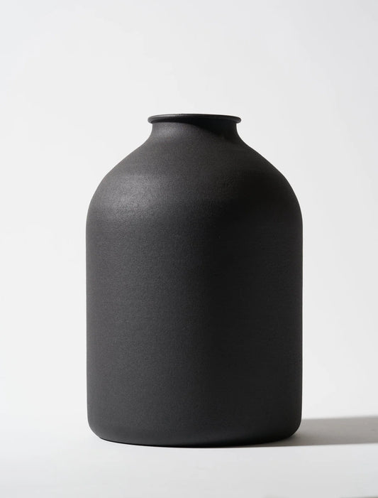 Hera Iron Vase - Matt Black